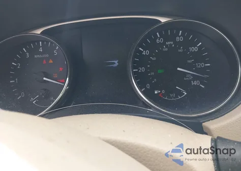 2015 Nissan Rogue Sv z USA, uszkodzony, nr VIN 5N1AT2MT8FC921395